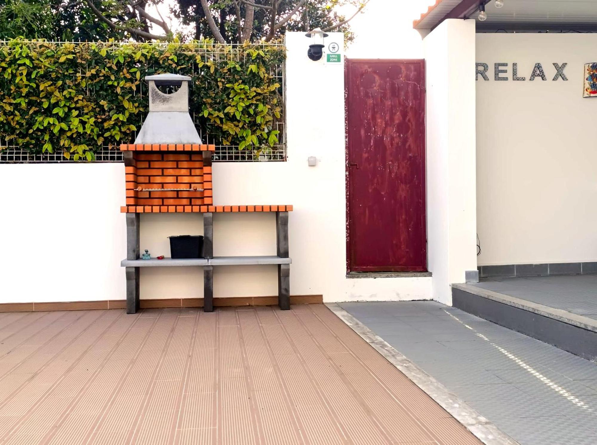 Casa Do Pequeno Dragoeiro Angra do Heroísmo